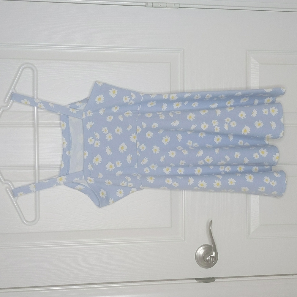 Forever 21 Girls Daisy Skater Dress - Picture 2 of 5